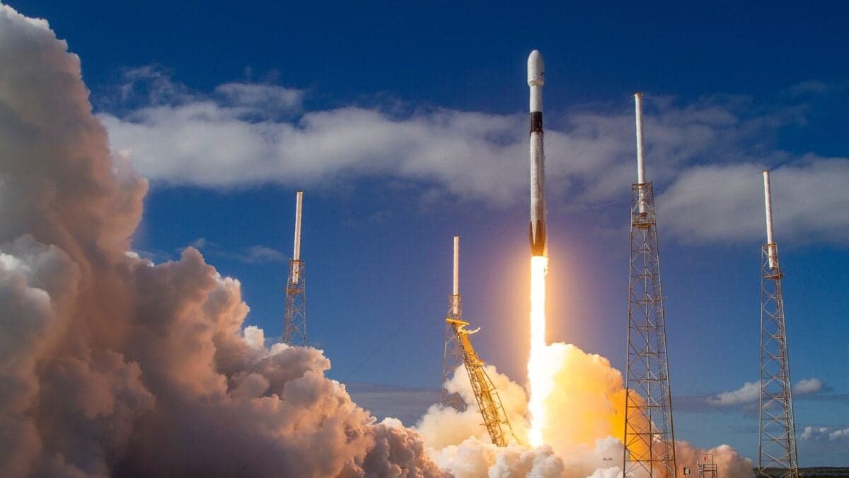 The Government Wants to Turn Abandoned Oil Rigs Into Rocket Launch Pads