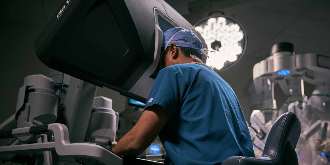 Why This Surgical Robot Stock Is Still a Buy During Its Worst Day in 4 Years - Barron's