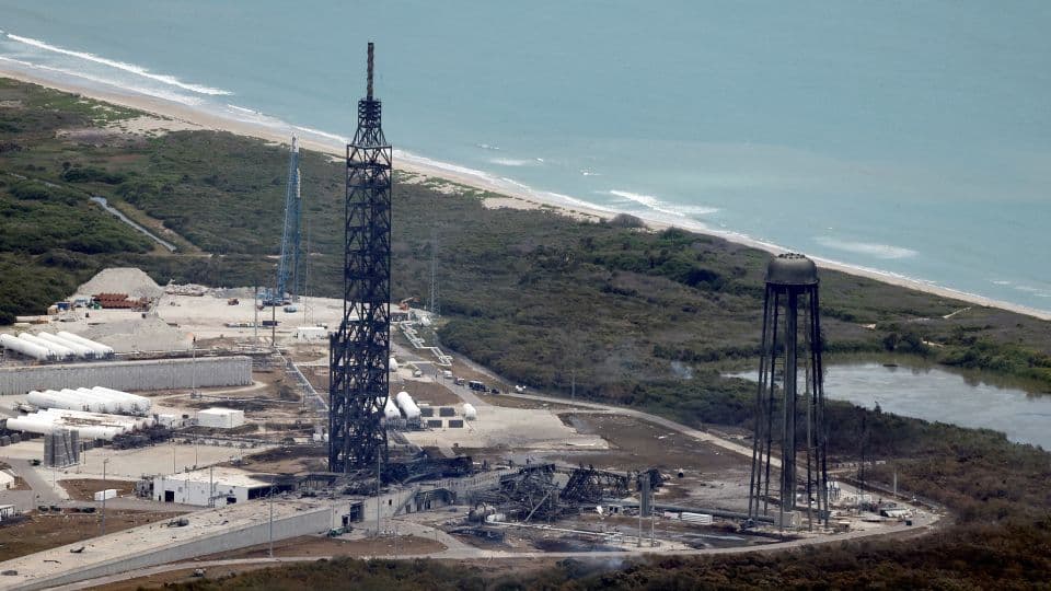 NASA makes moves to dodge costly delays on its path to build a $30 billion moon base