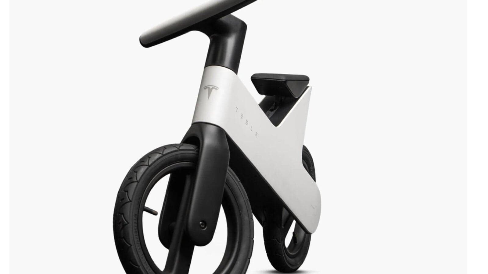 Tesla commercialise un vélo à 250€, mais oublie les pédales
